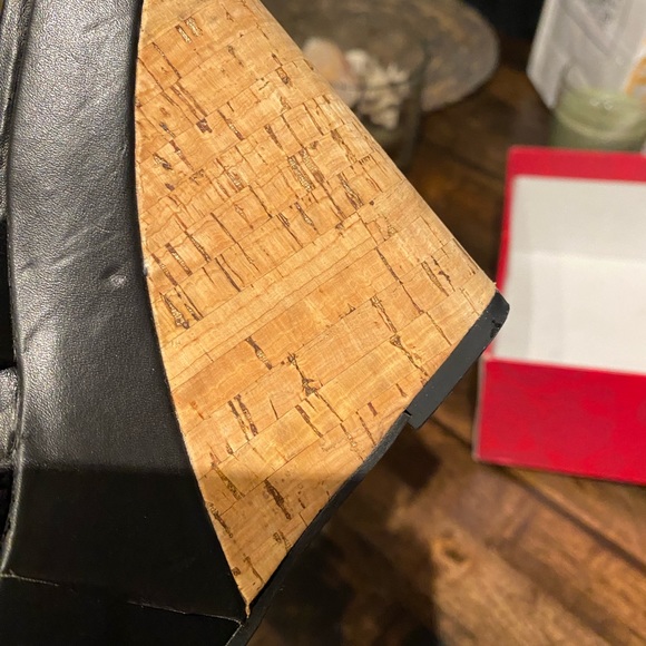 Carlos Santana Carley Black Wedges 6 1/2 - Picture 6 of 12